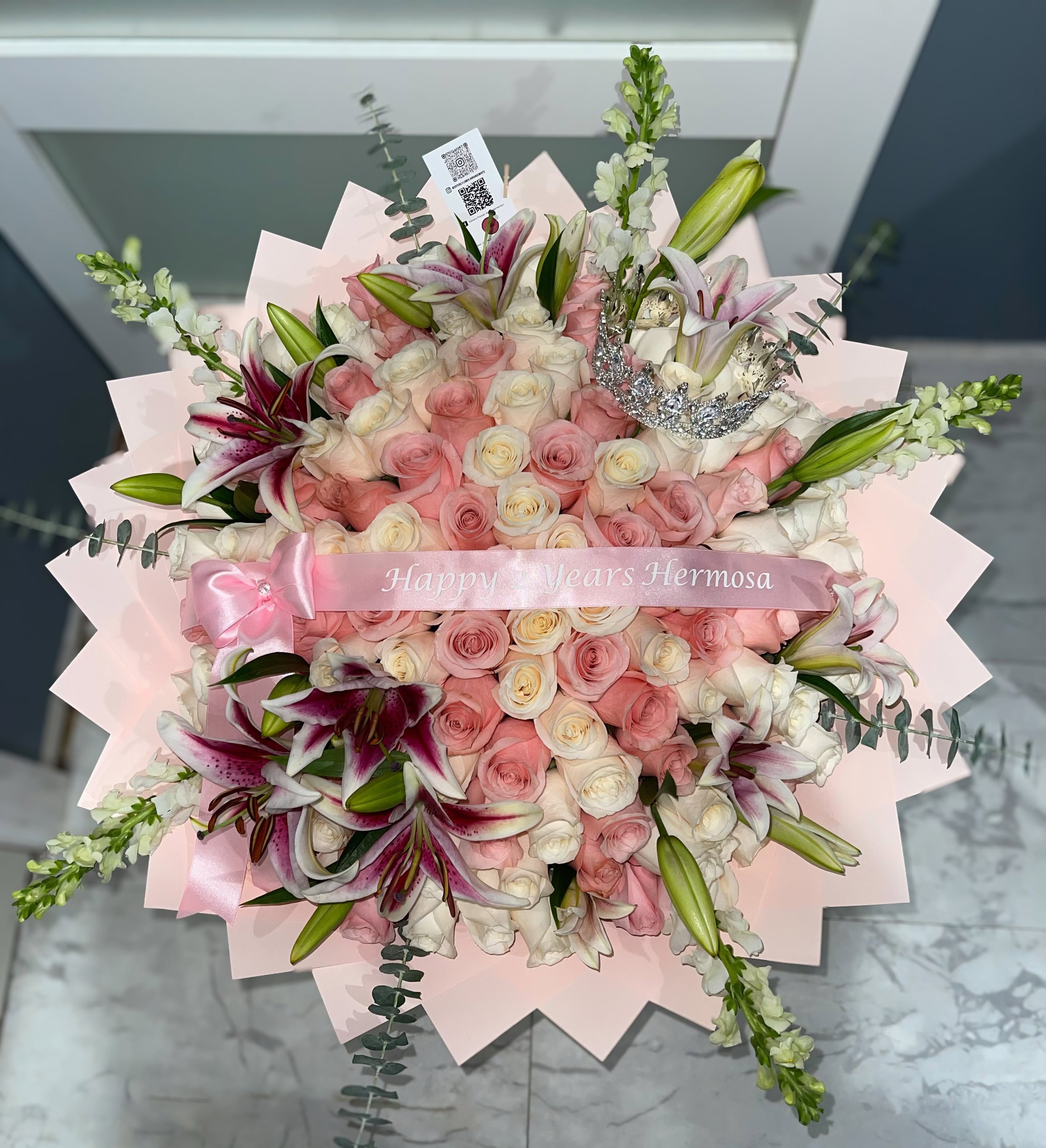 Rose & Stargazer Lily Grand Bouquet